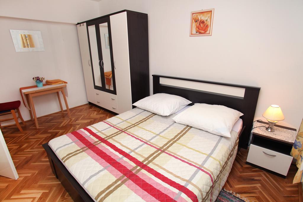 Apartments Jasmin Trogir Buitenkant foto